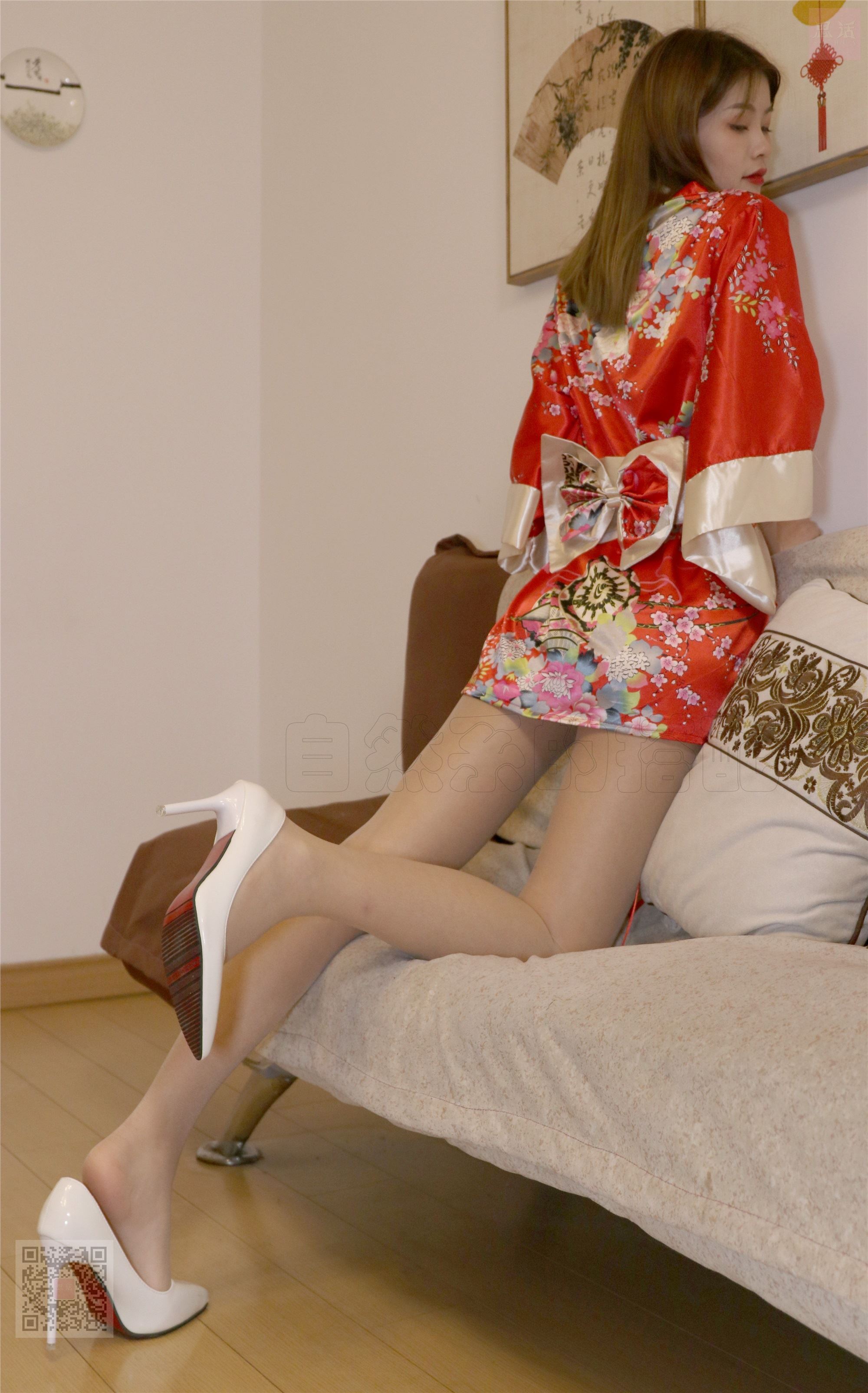 SiHua思话  SH055 可乐 和服驾到